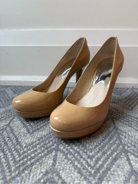 Michael Kors Nude Patent Leather Platform Pumps Stiletto Heels Size 7